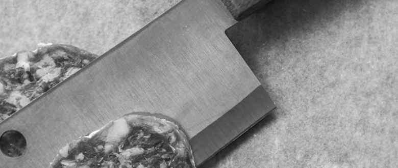 knives-with-holes-in-blades